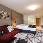 Valentin Hotel 4*