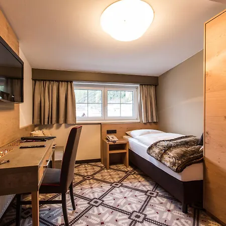 Valentin Hotel 4*